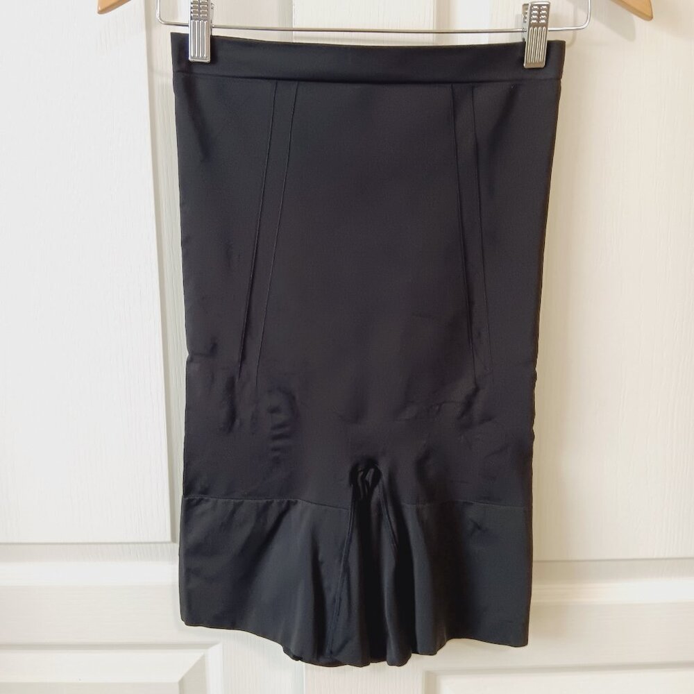 SPANXsculpt Women's Black OnCore High-Waisted Mid-Thigh Short Size XL